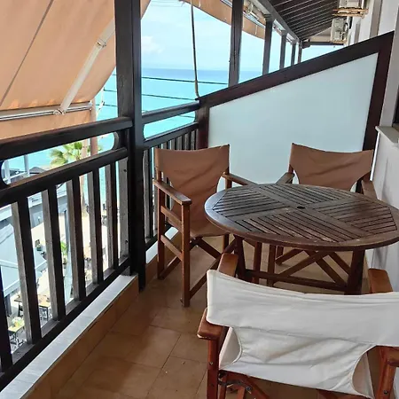 Blue Levantes * Πευκοχώρι