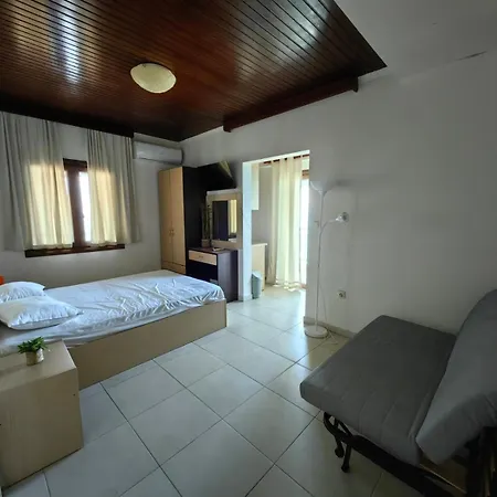 Διαμέρισμα Blue Levantes