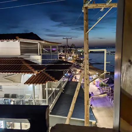 Blue Levantes アパート ペフコホリ